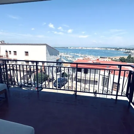 Moderno En Con Terraza, Aire Acondicionado Y Piscina - Hisp-312-107